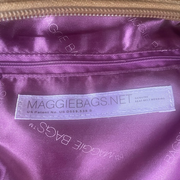 Maggie bags recycled nylon seat belt webbing purse - Picture 8 of 9